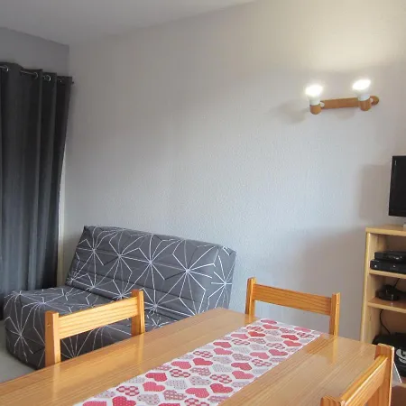 Cosy 4 Pers. Pistes - Balcon & Tv - Fr-1-689-76 Apartment
